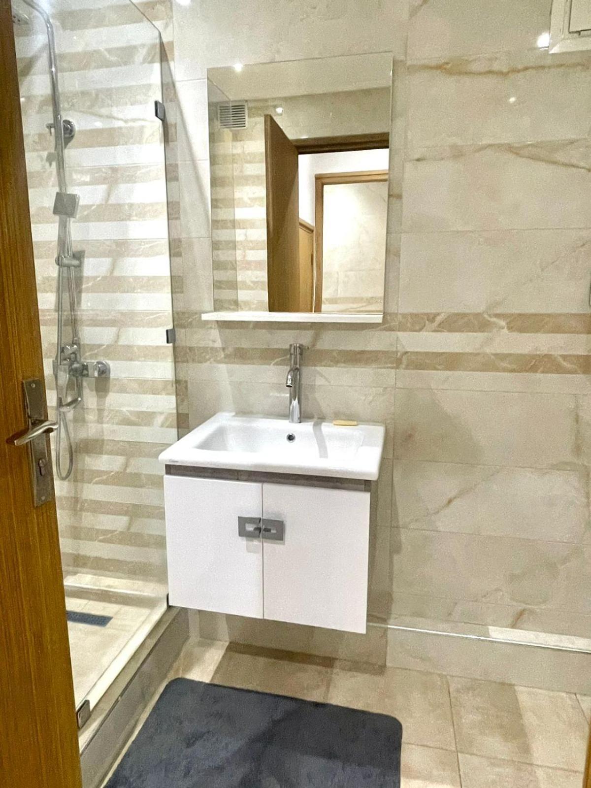 New Luxurious Apartment Agdal Rabat Center Екстер'єр фото